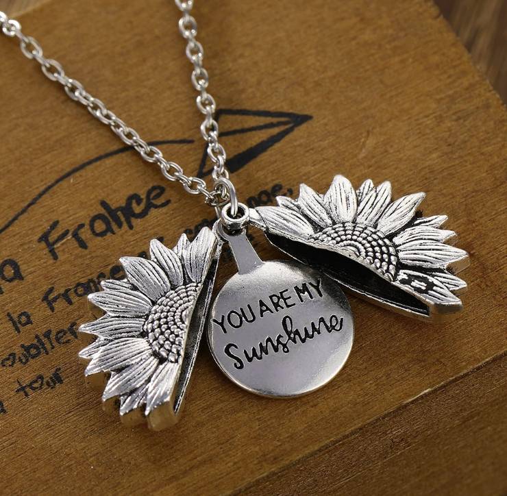 You Are My Sunshine Sunflower Pendant Necklace Jewelry Color : Gold|Silver|Rose Gold You Are My Sunshine Sunflower Pendant Necklace Jewelry Color : Gold|Silver|Rose Gold