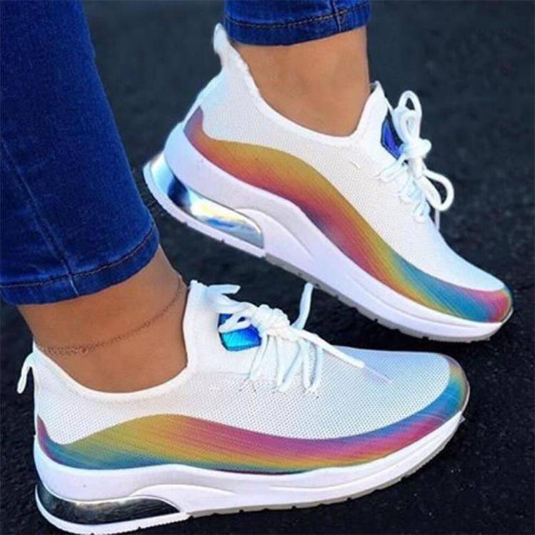 Casual Women Snickers for Spring Casual Women Snickers for Spring