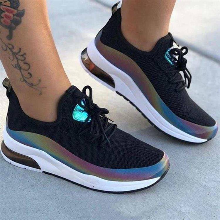 Casual Women Snickers for Spring Casual Women Snickers for Spring
